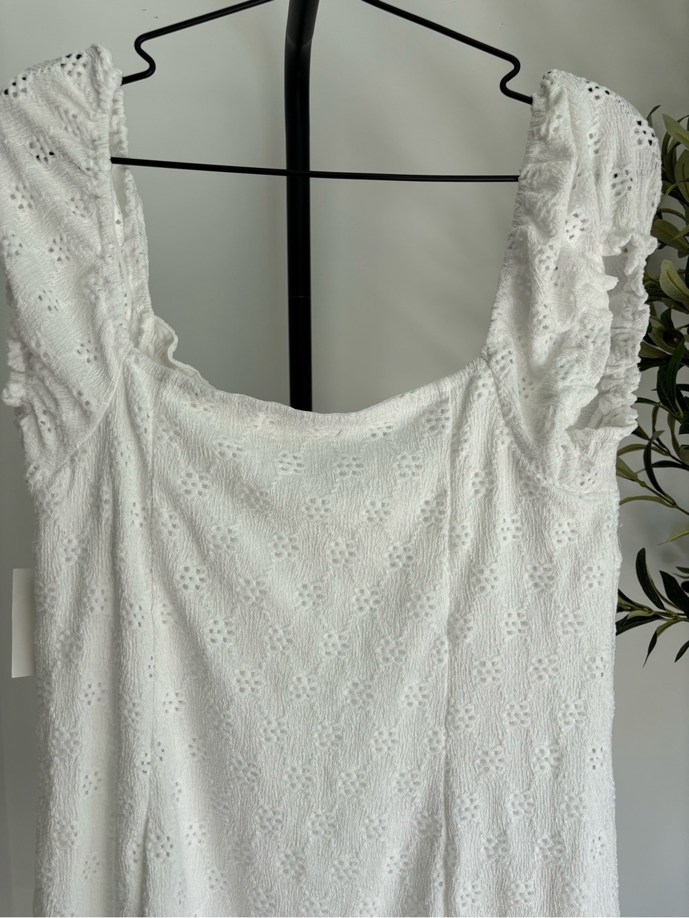 • [Aeropostale] Eyelet Mini Dress • - Picture 9 of 9